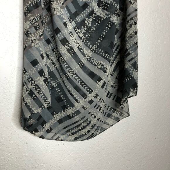 Cabi Graph Trellis gray taupe striped floral sleeveless top size Medium #3451 - Picture 14 of 15